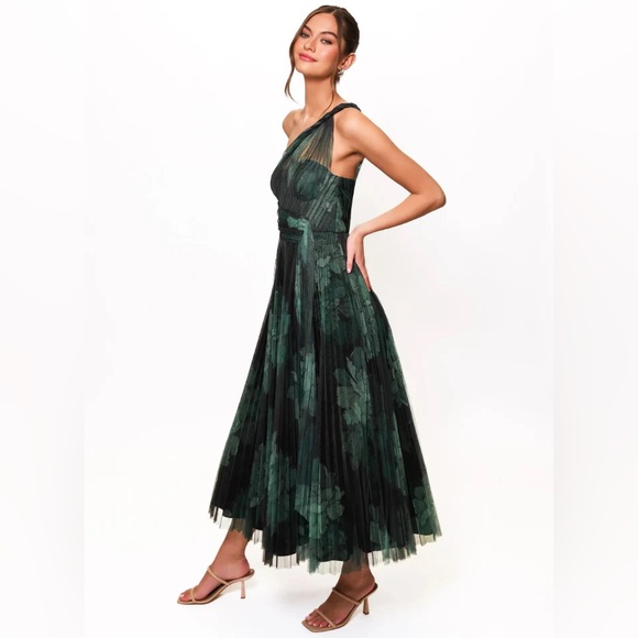Hutch Philippa One-Shoulder Pleated Tulle Gown - Picture 3 of 5